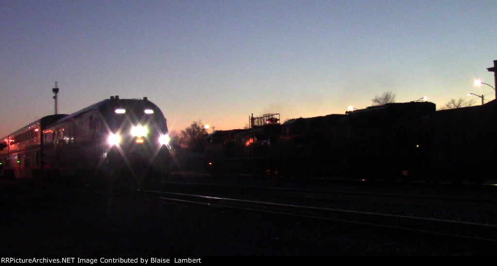 Amtrak meets NS 430